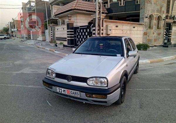 Volkswagen Golf 1995 for sale in Iraq - Baghdad